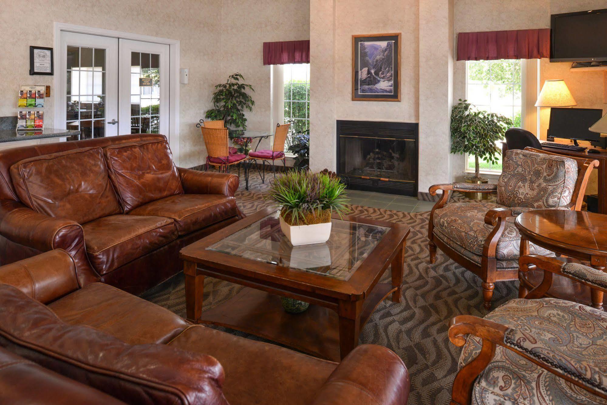 Red Lion Inn & Suites Cathedral City Palm Springs Buitenkant foto